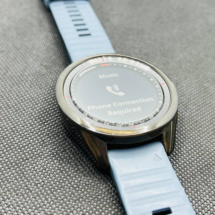 Garmin Approach S62 Black (Grade B) - With Blue Straps