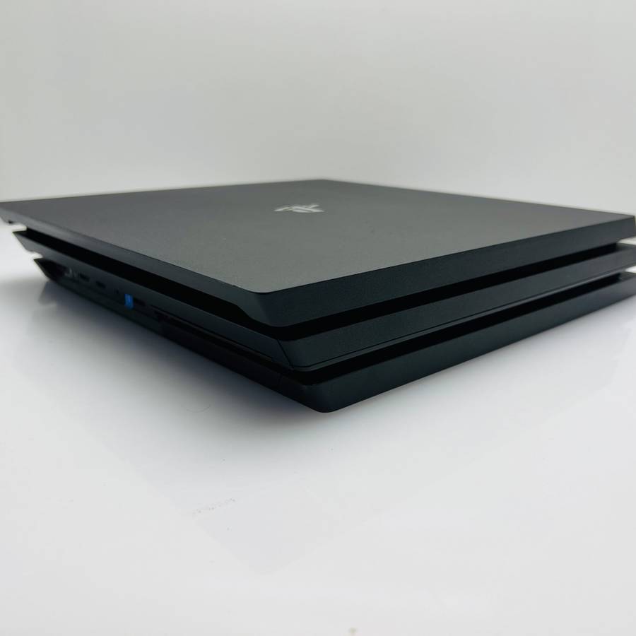 PlayStation 4 Pro Black 1TB + HDMI Cable + Power Cable + 1 Controller (Grade B)