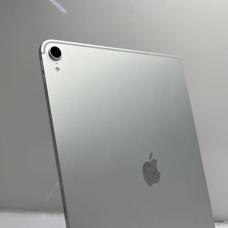 Apple iPad Pro 12.9 3RD Gen 256GB (WiFi/Cellular) Silver (Grade B)