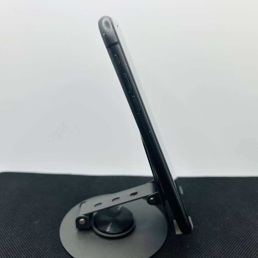 Apple iPhone 11 64GB Black (Grade B)