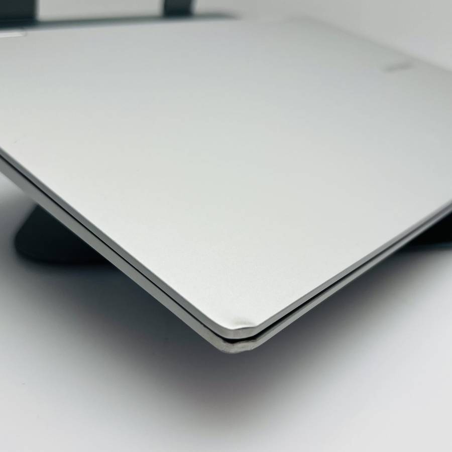 Samsung Galaxy Book 3 13th Gen Core i5 1.30GHz 16GB RAM 512GB SSD Silver (Condition: Good)