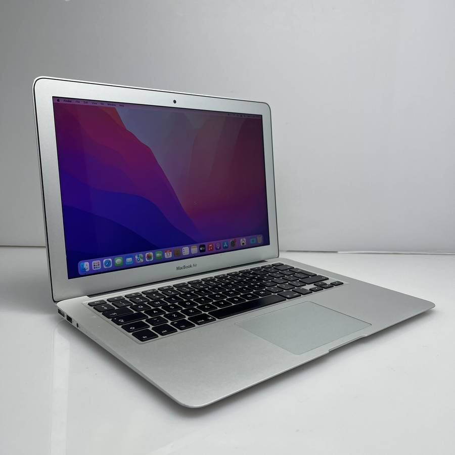 Apple MacBook Air 13-Inch "Core i5" 1,6GHz (2017) 8GB RAM 128GB SSD Silver (Condition: Good)