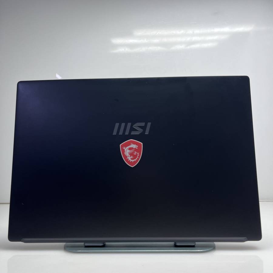 MSI Modern 15 B12M 12th Gen "Intel Core i5" 2.50GHz 8GB RAM 512GB SSD Black (Condition: Good)