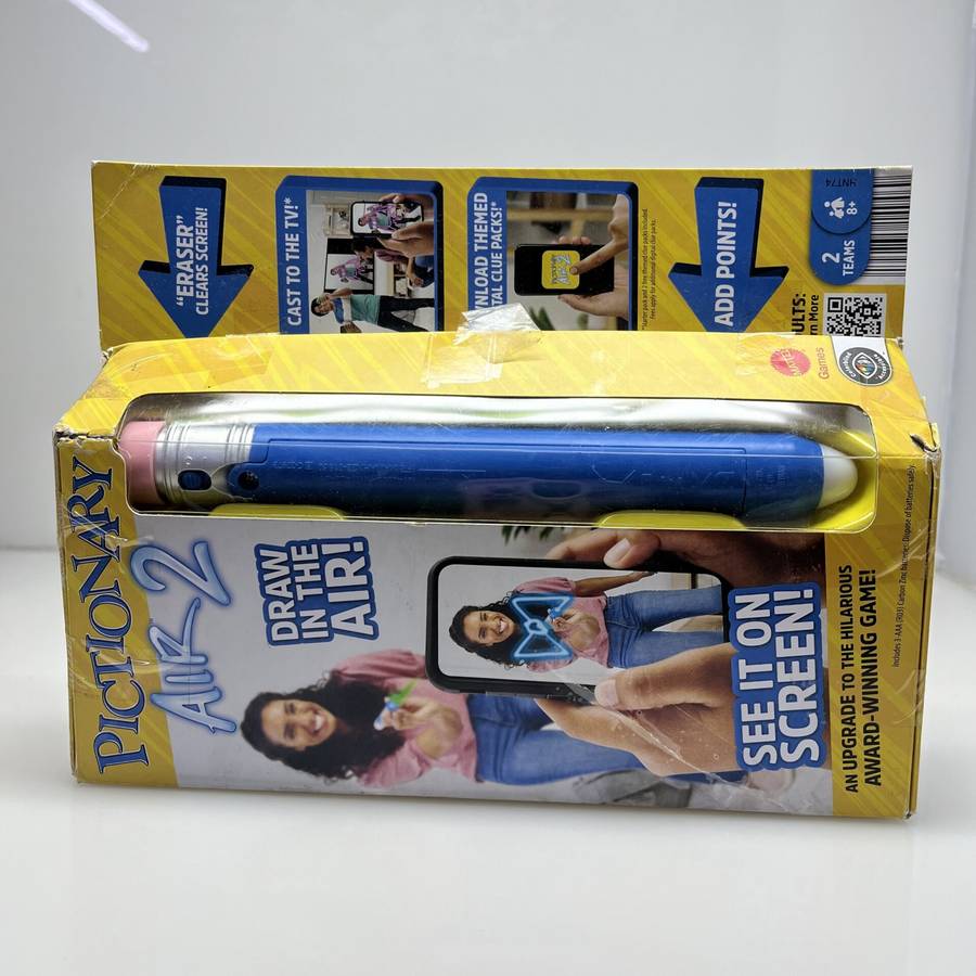 COMBO DEAL: Harry Potter Magical Dobby (French) + Transformers Bumblebee + Pictionary Air 2 (Cond...