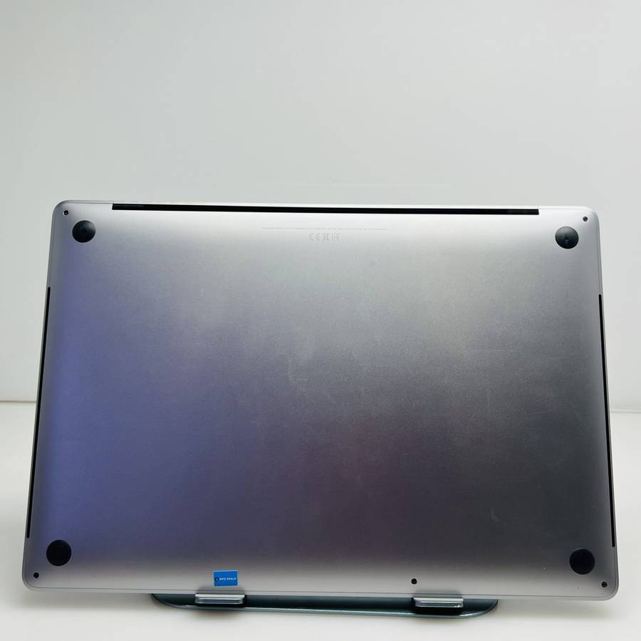 Apple MacBook Pro 16-Inch Core i7 2.6 GHz (TouchBar, 2019) 16GB RAM 512GB SSD Space Gray (C...