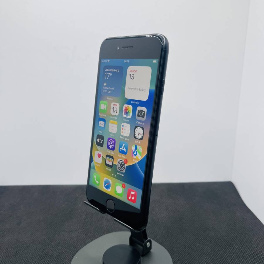 Apple iPhone SE (2020) 64GB Black (Condition: Good)