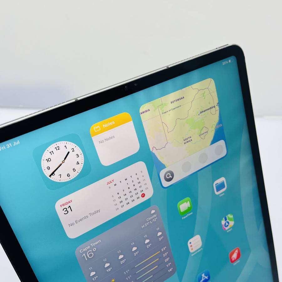 Apple iPad Pro 12.9-inch 5th Gen 256GB (Wifi/Cellular) Space Gray - Curtain Effect on Display, Sc...