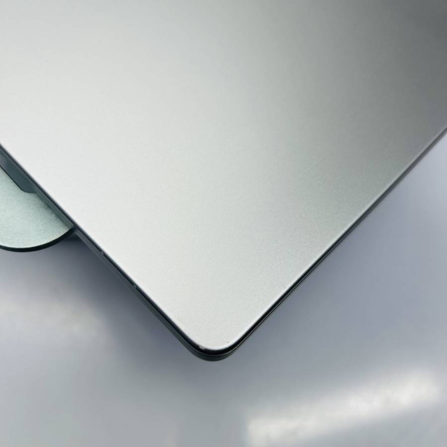 Apple MacBook Pro 14-inch "M3" 8 CPU/ 10 GPU (2023) 8GB RAM  512GB SSD Space Gray (Condition: Good)