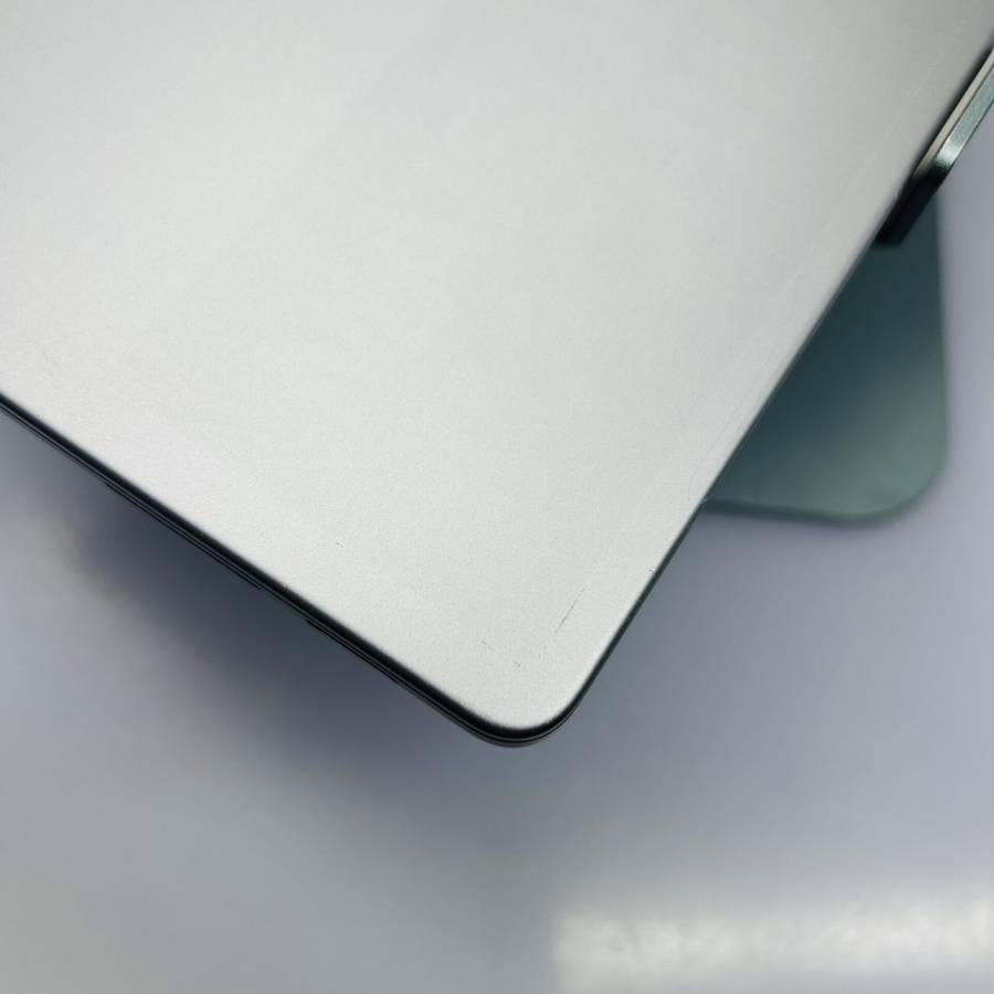 Apple MacBook Pro 14-inch "M3" 8 CPU/ 10 GPU (2023) 8GB RAM  512GB SSD Space Gray (Condition: Good)