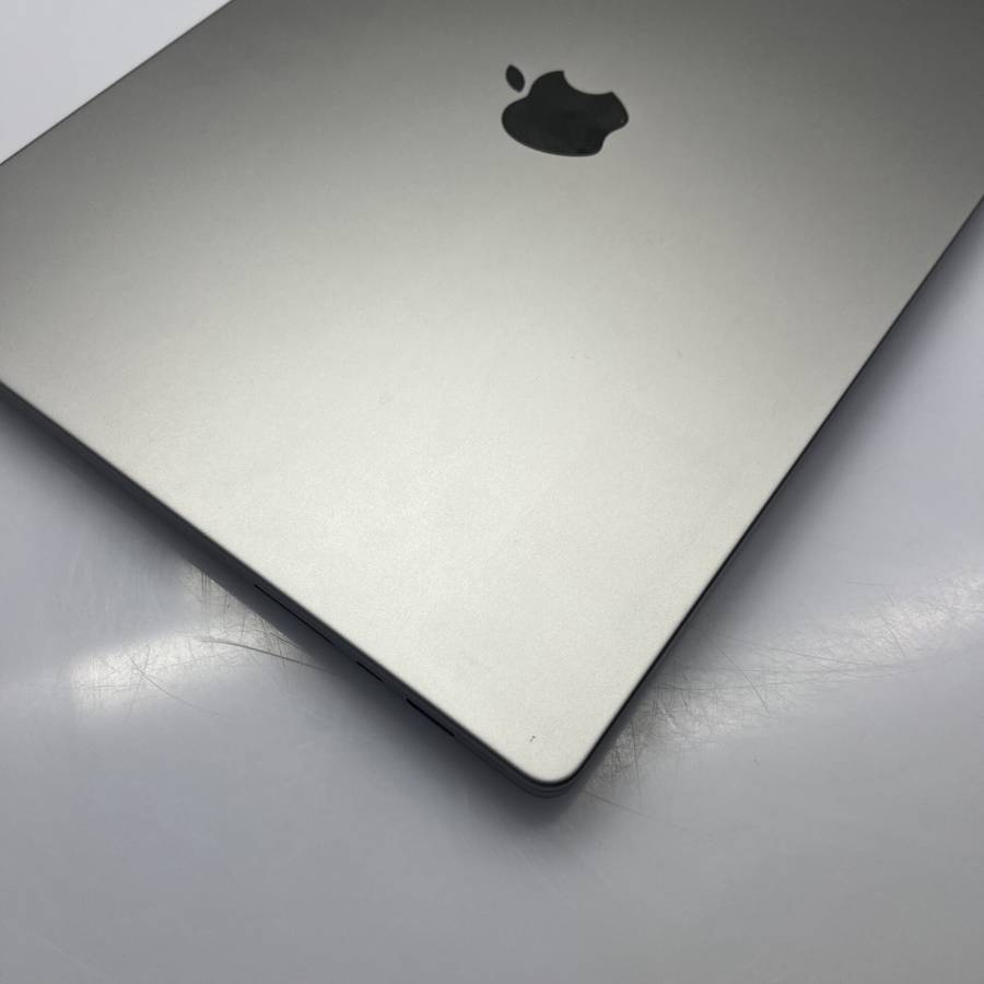 Apple MacBook Pro "M1 Pro" 16-inch 8 CPU/ 14 GPU 16GB RAM 1TB SSD Space Gray (Condition: Good)