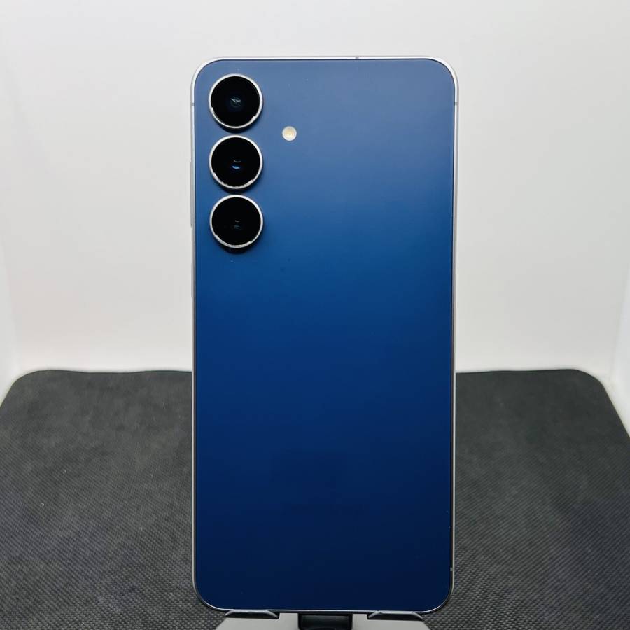 Samsung Galaxy S25 FE 128GB Navy (Condition: Excellent)
