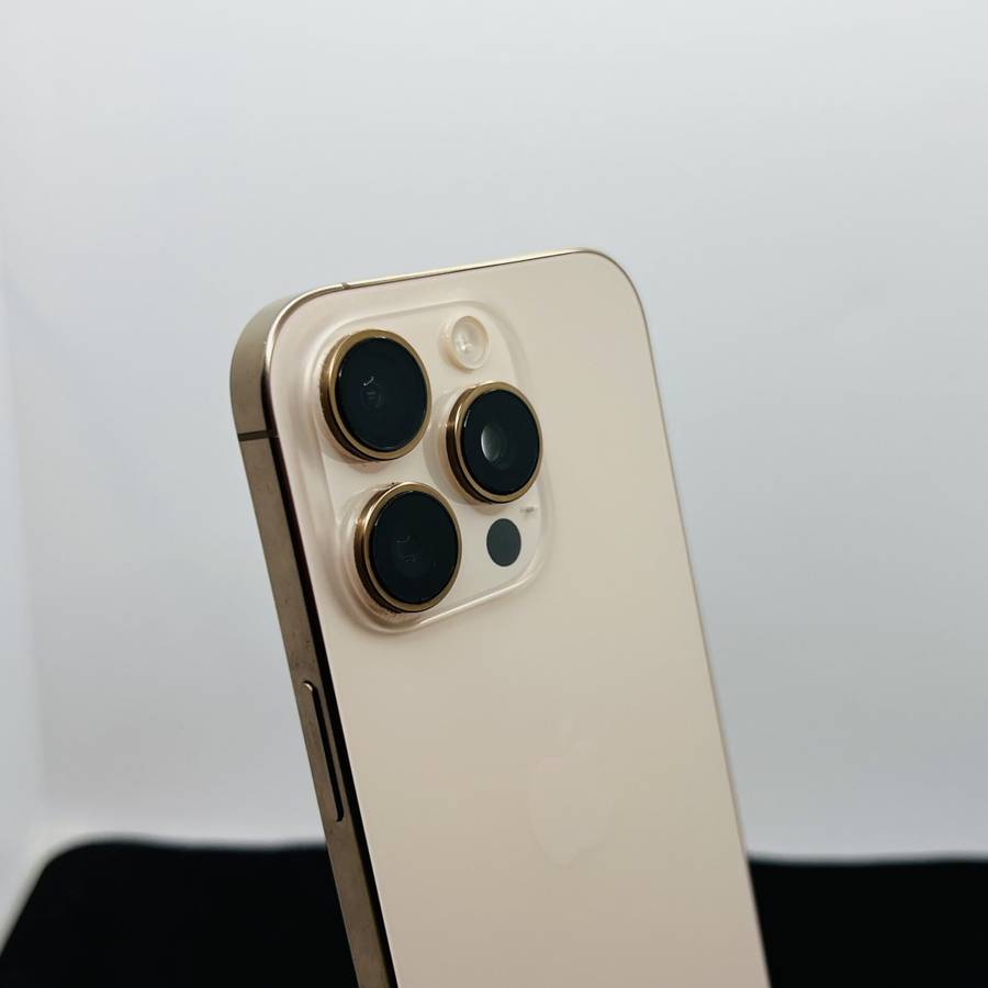 Apple iPhone 16 Pro 256GB Desert Titanium (Condition: Good)