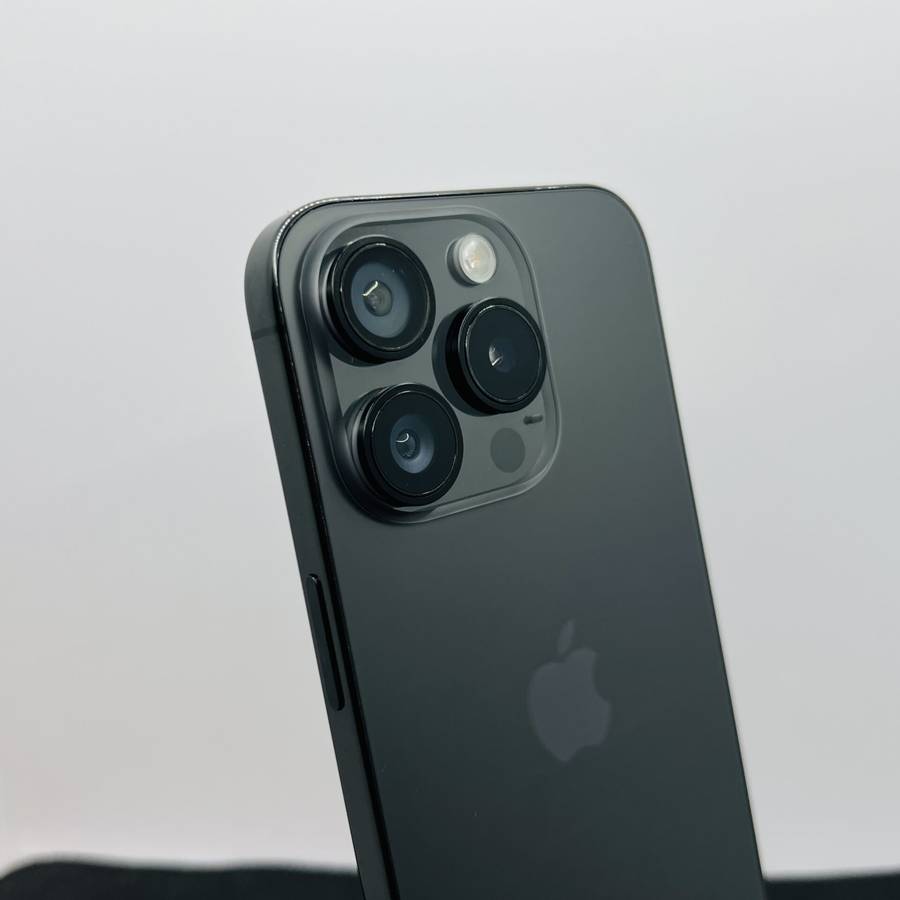 Apple iPhone 15 Pro 128GB Black Titanium - No NFC (Tap To Pay) (Condition: Good)