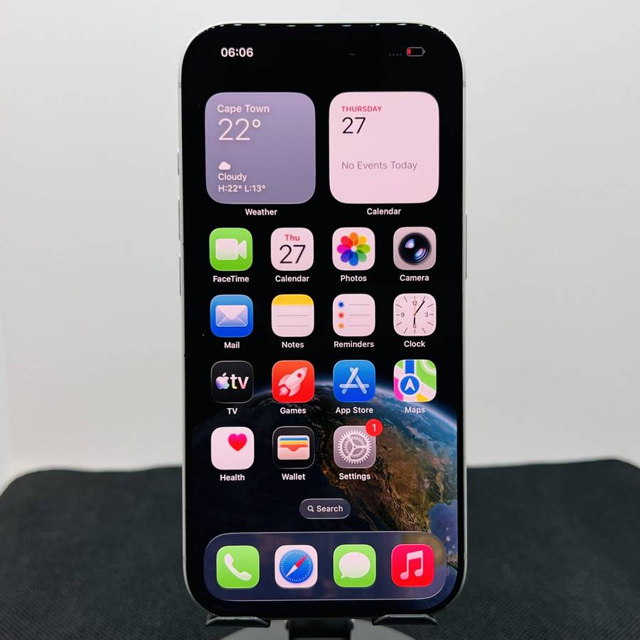 Apple iPhone 17 Pro 256GB Silver (Condition: Excellent)