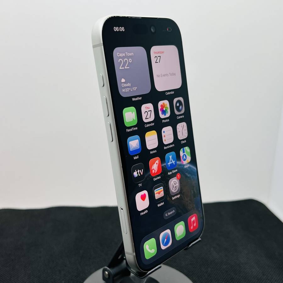 Apple iPhone 17 Pro 256GB Silver (Condition: Excellent)