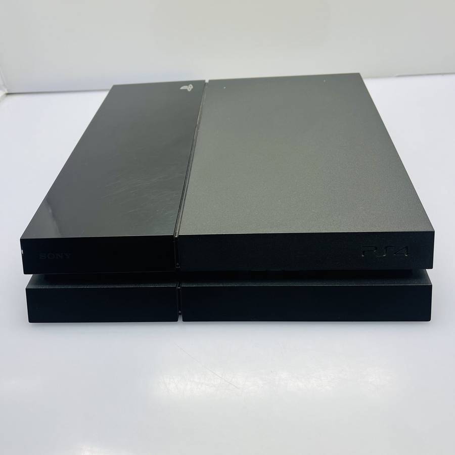 Sony PlayStation 4 500GB Black + 2 Games + Accessories (Condition: Good)