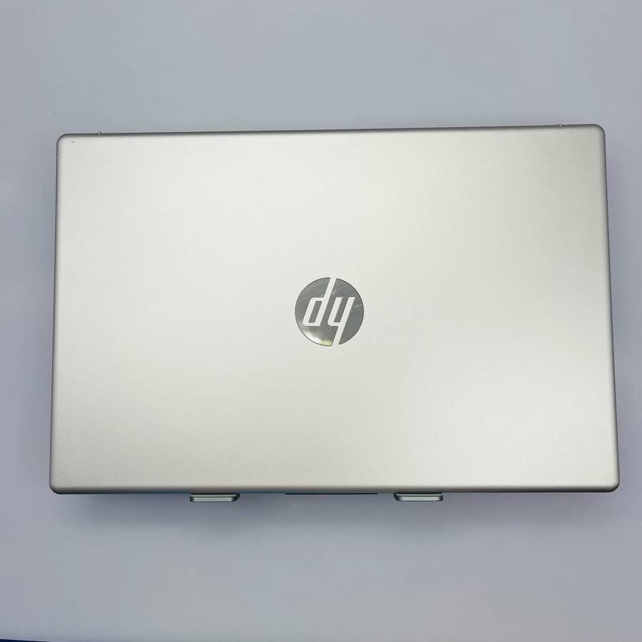 HP 15-fd0148ni "Core 5 120U" 1.40GHz 24GB RAM 512GB SSD Natural Silver (Condition: Good)