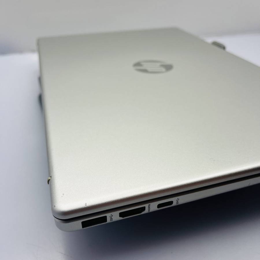 HP 15-fd0148ni "Core 5 120U" 1.40GHz 24GB RAM 512GB SSD Natural Silver (Condition: Good)