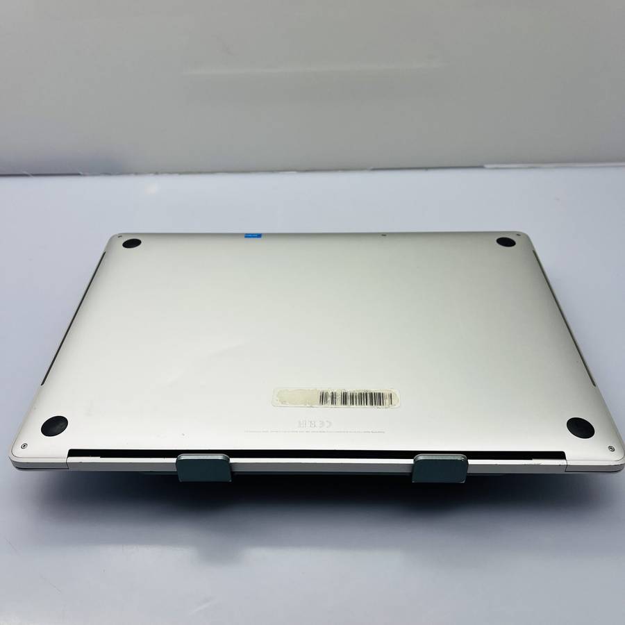 Apple MacBook Pro 15-inch "Core i9" 2.6GHz (Touch bar/2018) 16GB RAM 512GB SSD Silver (Condition:...