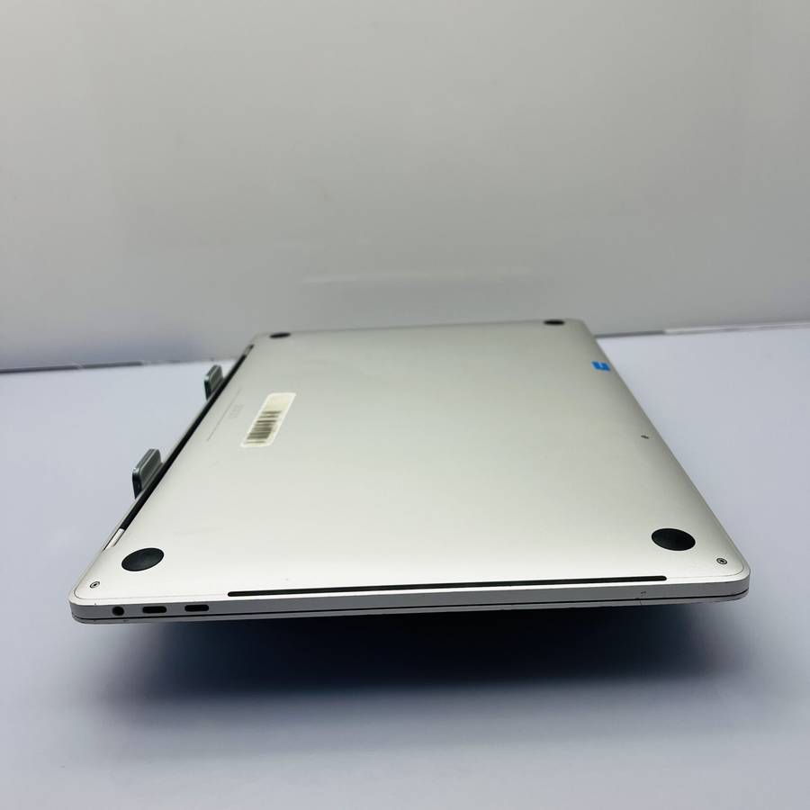 Apple MacBook Pro 15-inch "Core i9" 2.6GHz (Touch bar/2018) 16GB RAM 512GB SSD Silver (Condition:...