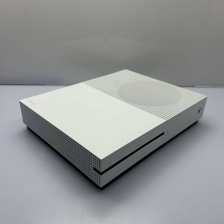 Microsoft Xbox One S 500GB White + HDMI + Power Cable + 2 Games (Condition: Good)
