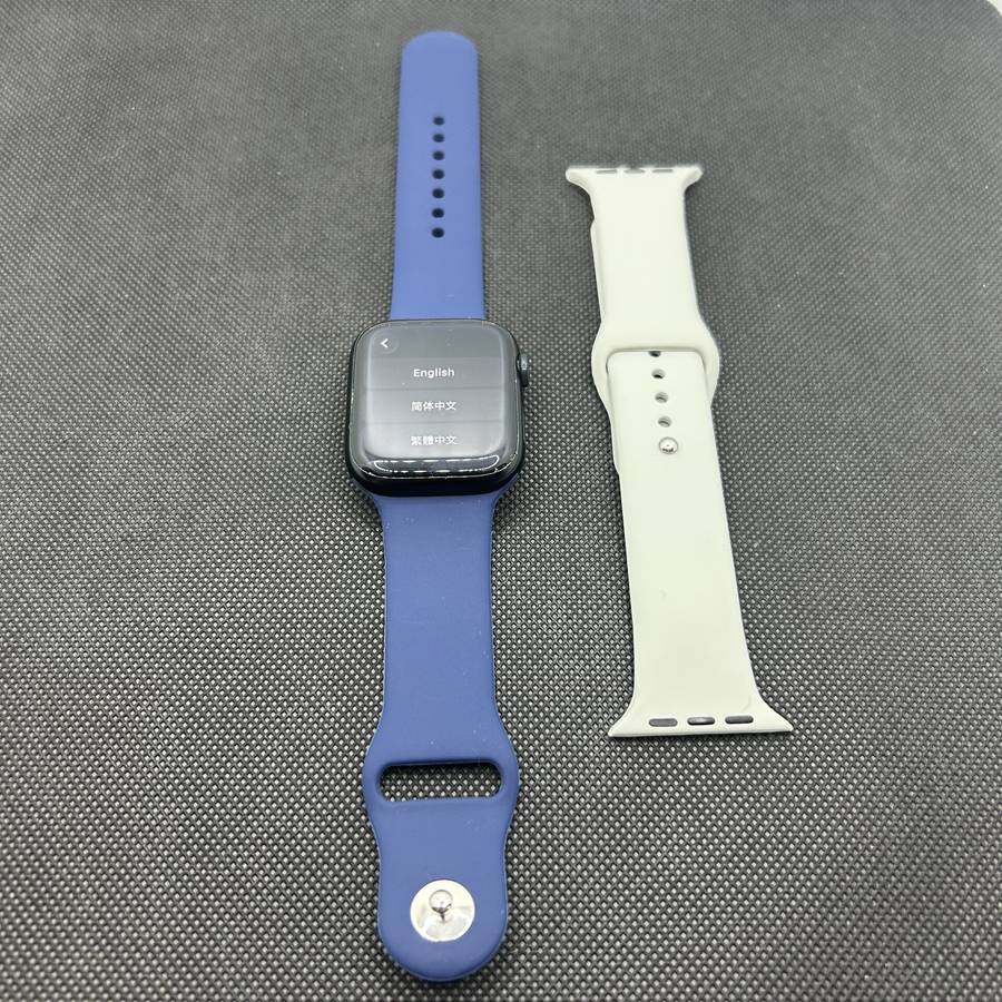 Apple Watch Series 8 45mm Midnight - Spot on Display (Condition: Good)