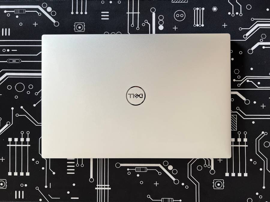 Dell XPS 9500 15.6-inch | 2.5GHz 6-Core i7-10750H | 32GB RAM | 1TB SSD | NVIDIA GeForce GTX 165...