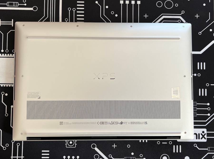 Dell XPS 9500 15.6-inch | 2.5GHz 6-Core i7-10750H | 32GB RAM | 1TB SSD | NVIDIA GeForce GTX 165...