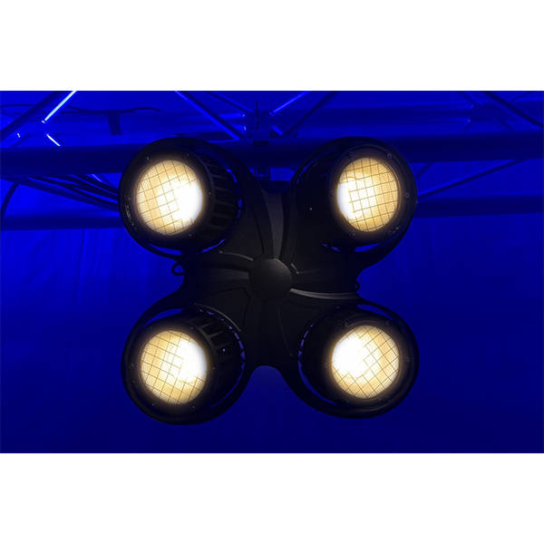 BEAMZPRO SB400IP LED STAGE BLINDER IP65 4x 100W WW