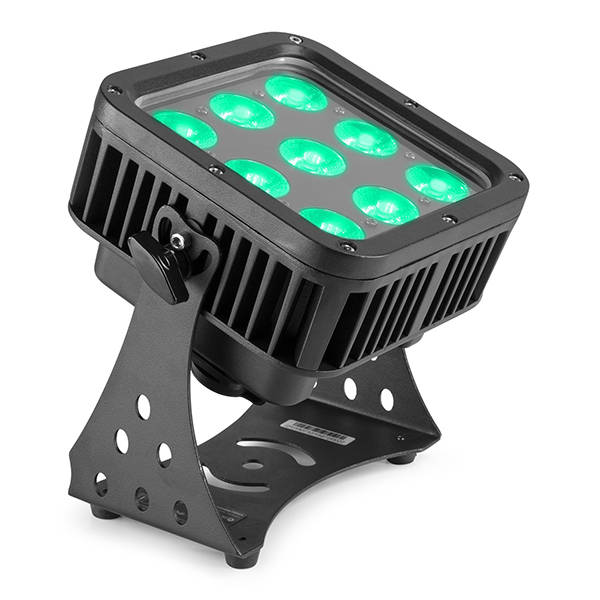 BEAMZPRO STARCOLOR72 LED FLOOD LIGHT IP65 9x 8W RGBW