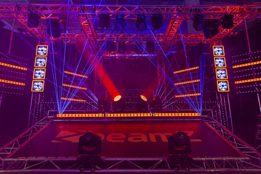 BEAMZ LCB14C LED BAR 14X 4W RGBW IP20