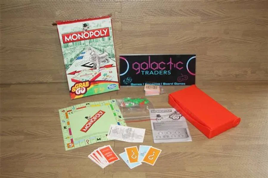 Monopoly Grab and Go Board Game
