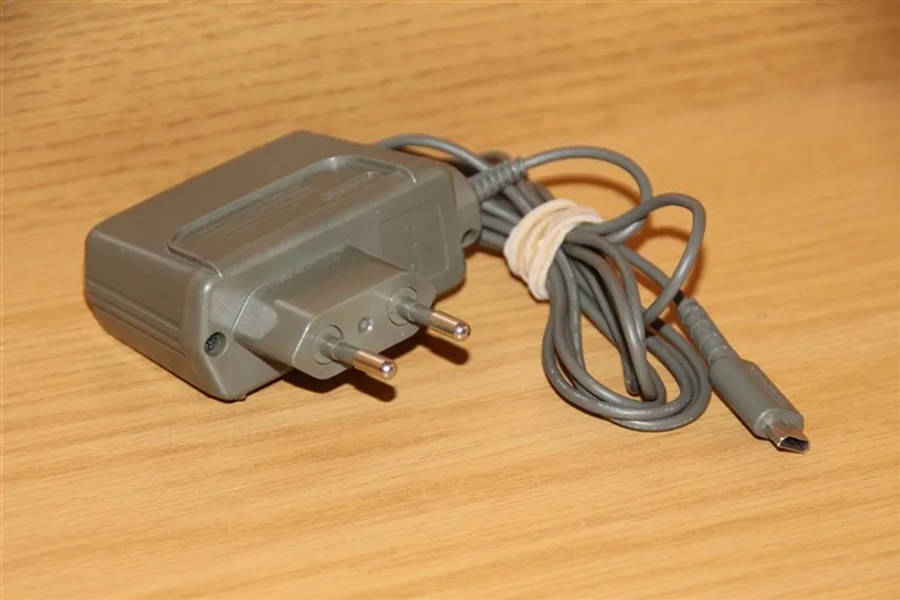 Nintendo DS lite charger ORIGINAL