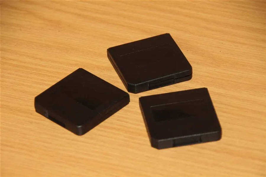Nintendo DS game case holder (set of 3)