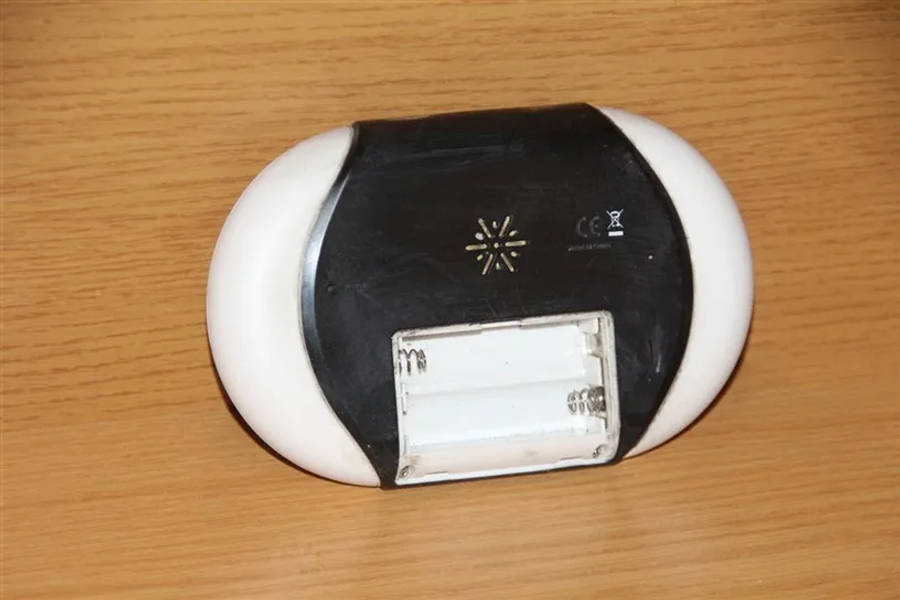 Sudoku game console, missing battery cover