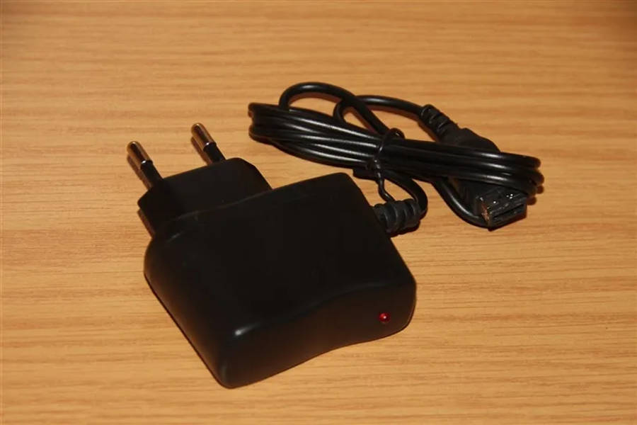 Nintendo Game Boy charger, brand new