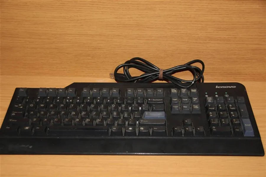 Lenovo keyboard, in excellent and 100% working condition