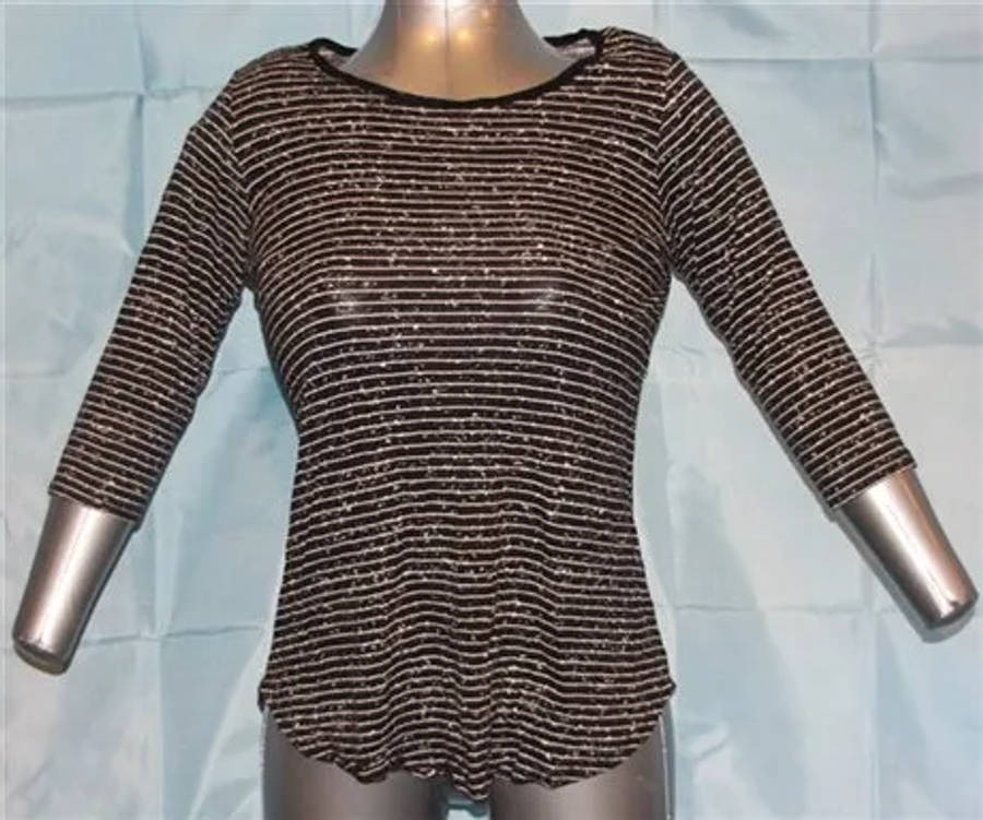 Dynamite Black and White Striped 100% Rayon Long Sleeved Shirt Size Medium (M)