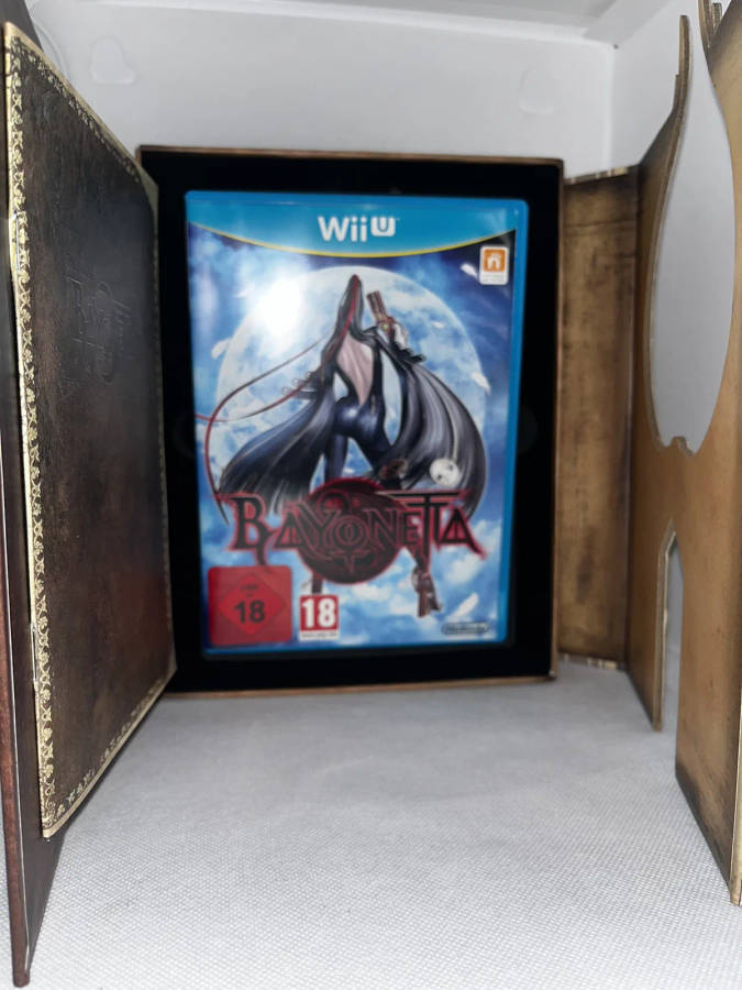 Bayonetta 2 (First Print Edition) - Nintendo Wii U