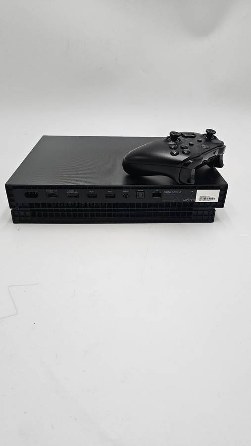 Xbox One X 1TB (Project Scorpio Edition)
