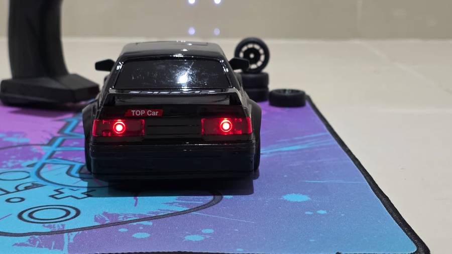  BMW E30 DRIFT & SPIN RC CAR  READY TO DRIFT! 