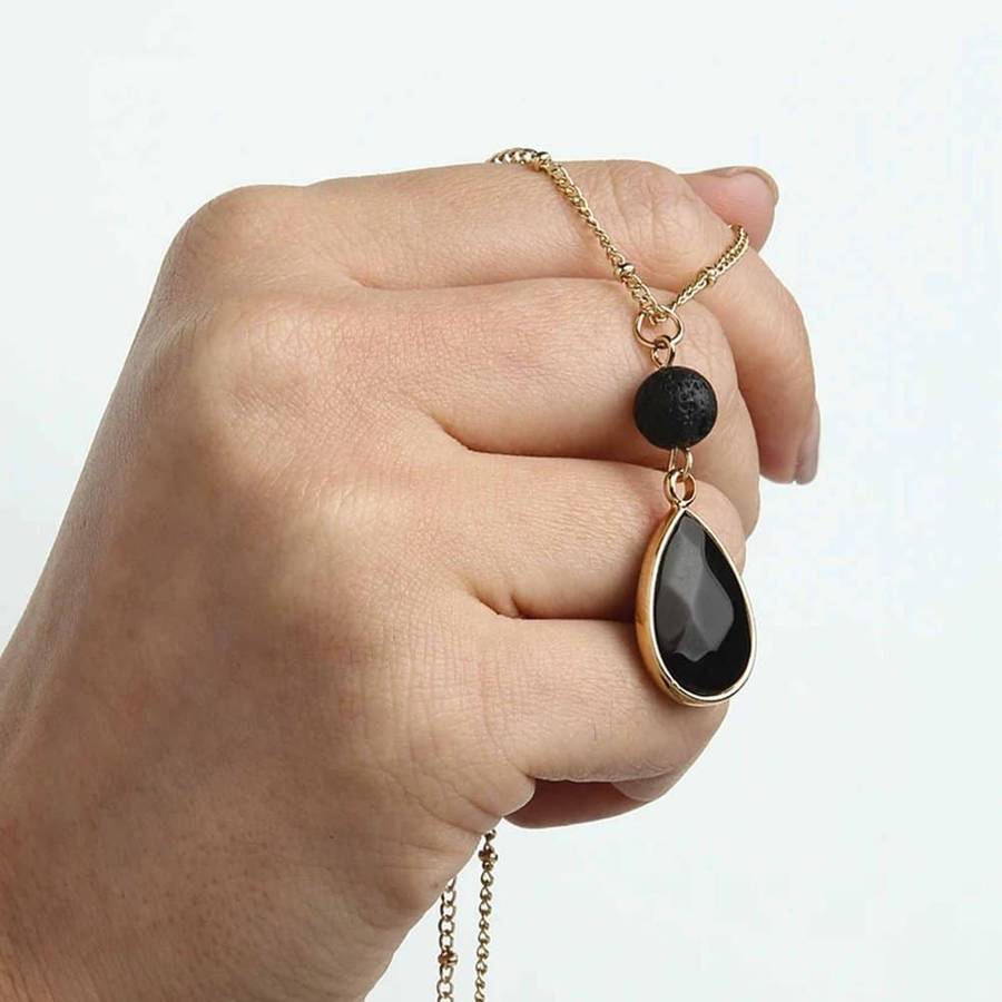 Killer Deals Aromatherapy Essential Oil Diffuser Onyx Glass Bead Necklace/Pendant