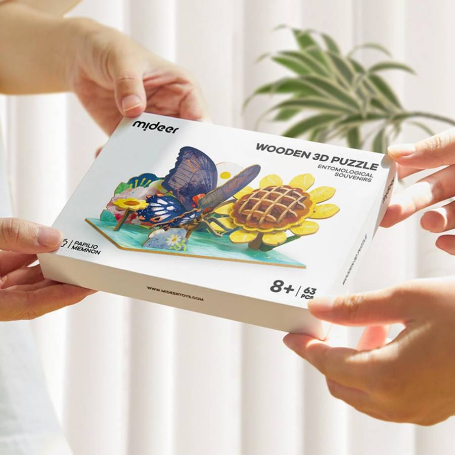 Mideer - Wooden 3D Puzzle for Kids with Educational Flash Cards - Butterfly 48 Pieces