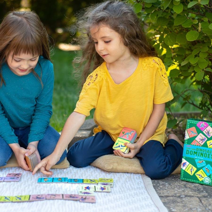 eeBoo - Giant Shiny Dinosaur Dominoes - Educational Game with Holographic Foil