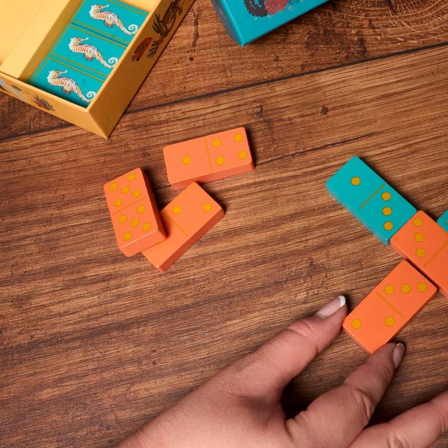 Gibsons - The Art File: Dominoes Family Game