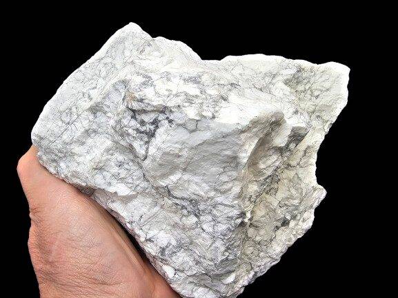 White Howlite Rough Chunk A (1.93kg)