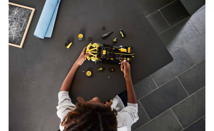 LEGO Technic Bugatti Bolide