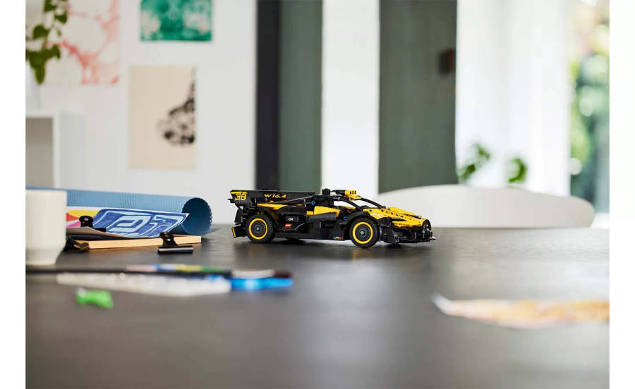 LEGO Technic Bugatti Bolide