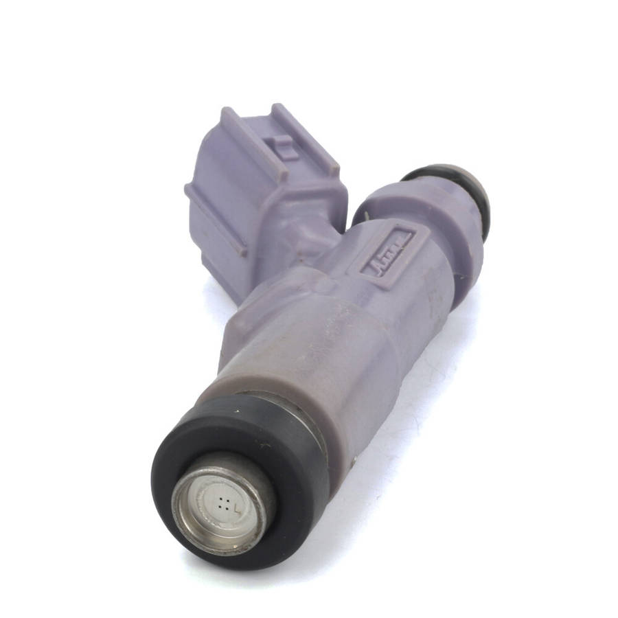 Fuel Injector For Toyota Altezza Mark2 Crown Lexus IS200/300 2.0L 23250-70120