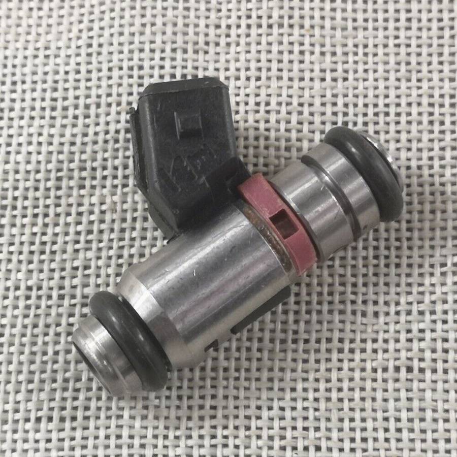 NEW FUEL INJECTOR IWP189 28040161A For Shower Style Ducati 848 1098 1198